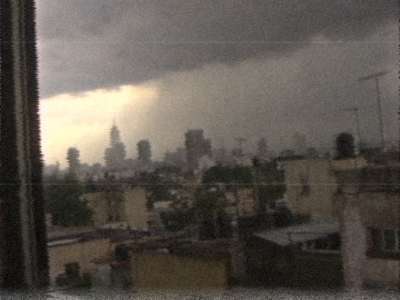 Una tormenta sobre la ciudad, 1987